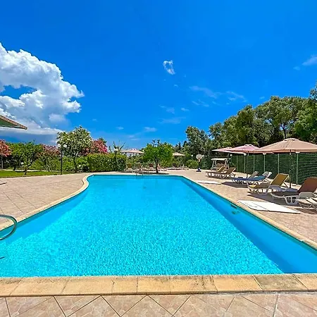 Otel Amazona And 3*