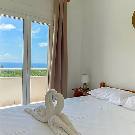 Otel Amazona And
