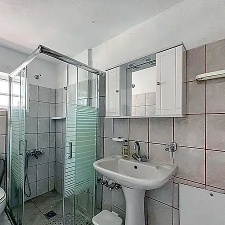 Otel Amazona And 3*